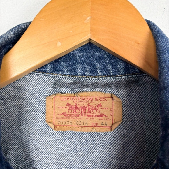 Vintage 90s Levi's Women's Denim Jacket Sz 44 (US 10) - Picture 3 of 9